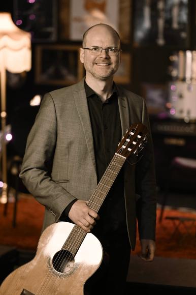 Samuel Edvardsson – Gitarrist